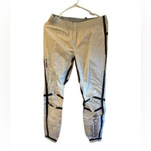 Columbia wind breaker pants New size XS